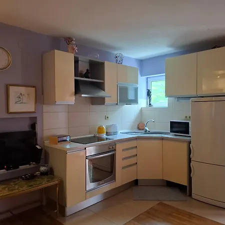 Apartman Bright And Cheerful Klara